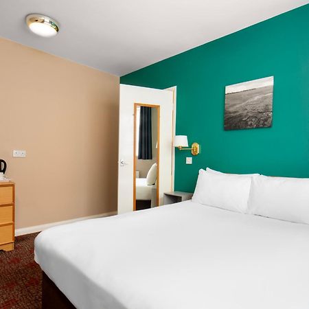 קינגסטון אפון הול Old Grey Mare Inn By Greene King Inns מראה חיצוני תמונה