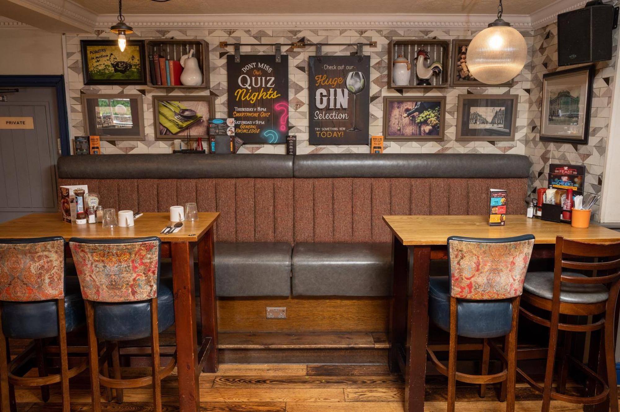 קינגסטון אפון הול Old Grey Mare Inn By Greene King Inns מראה חיצוני תמונה