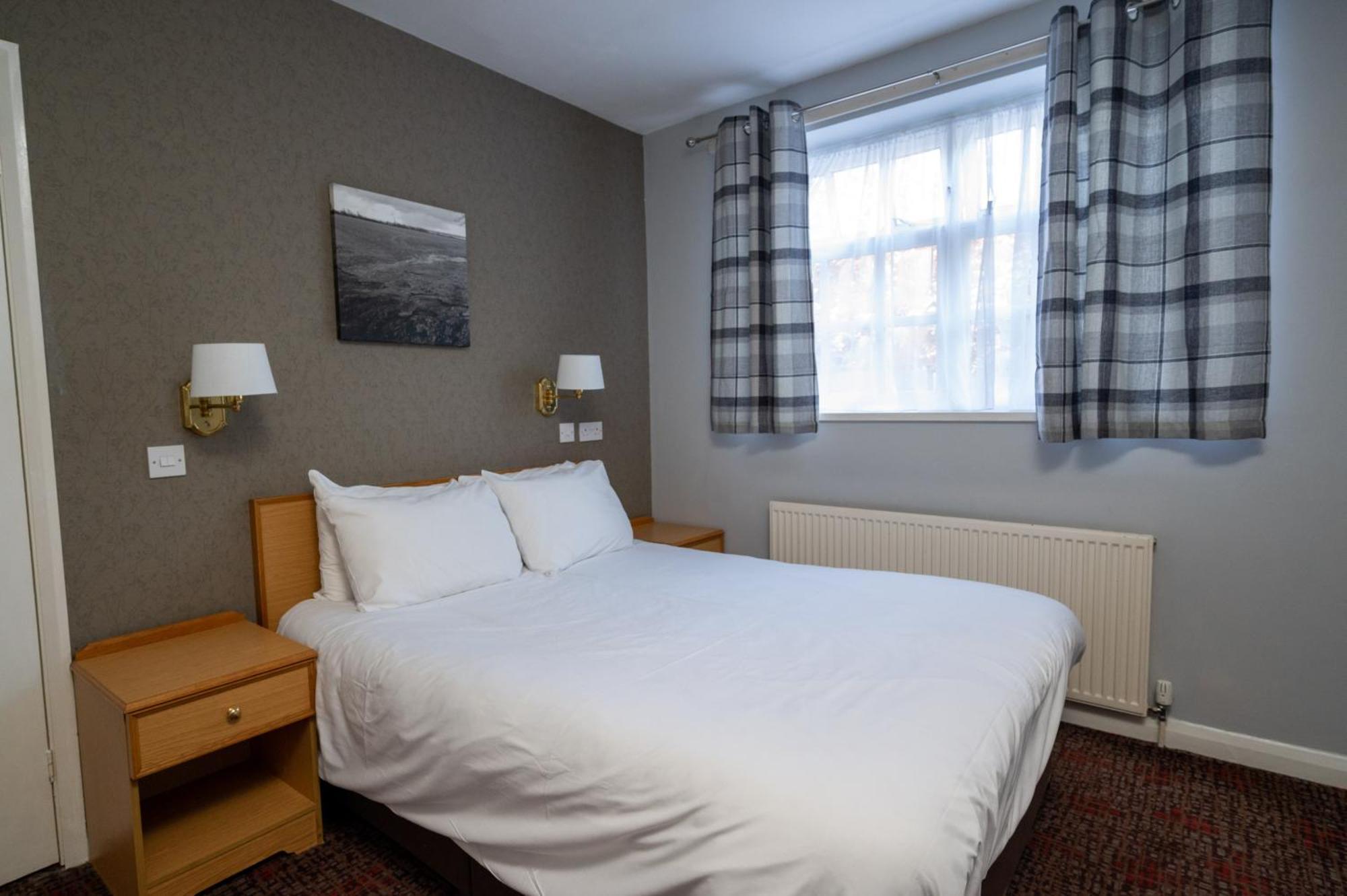 קינגסטון אפון הול Old Grey Mare Inn By Greene King Inns מראה חיצוני תמונה