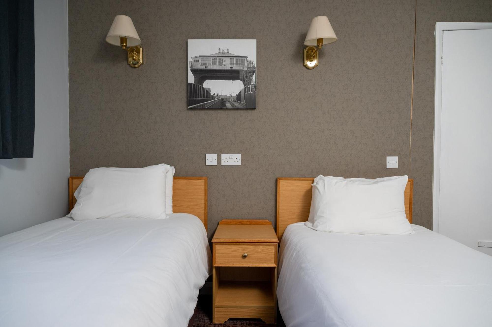 קינגסטון אפון הול Old Grey Mare Inn By Greene King Inns מראה חיצוני תמונה