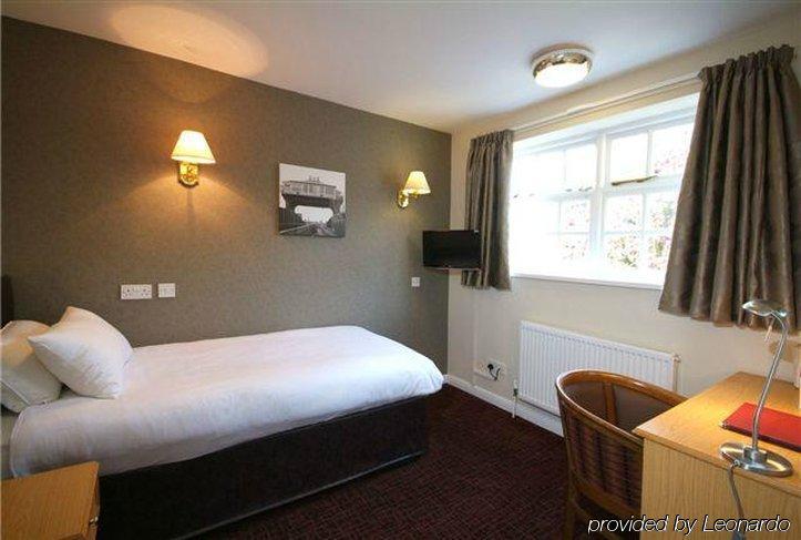 קינגסטון אפון הול Old Grey Mare Inn By Greene King Inns מראה חיצוני תמונה